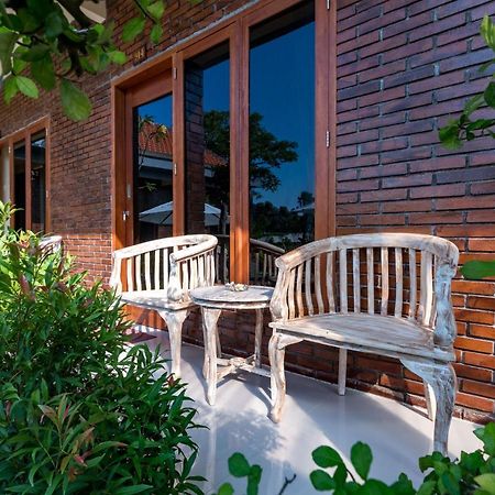 Dicky Guest House 2 Batu Bolong Canggu Exteriör bild