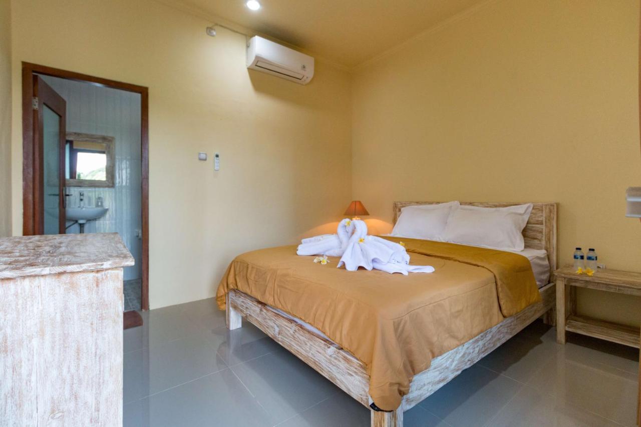 Dicky Guest House 2 Batu Bolong Canggu Exteriör bild