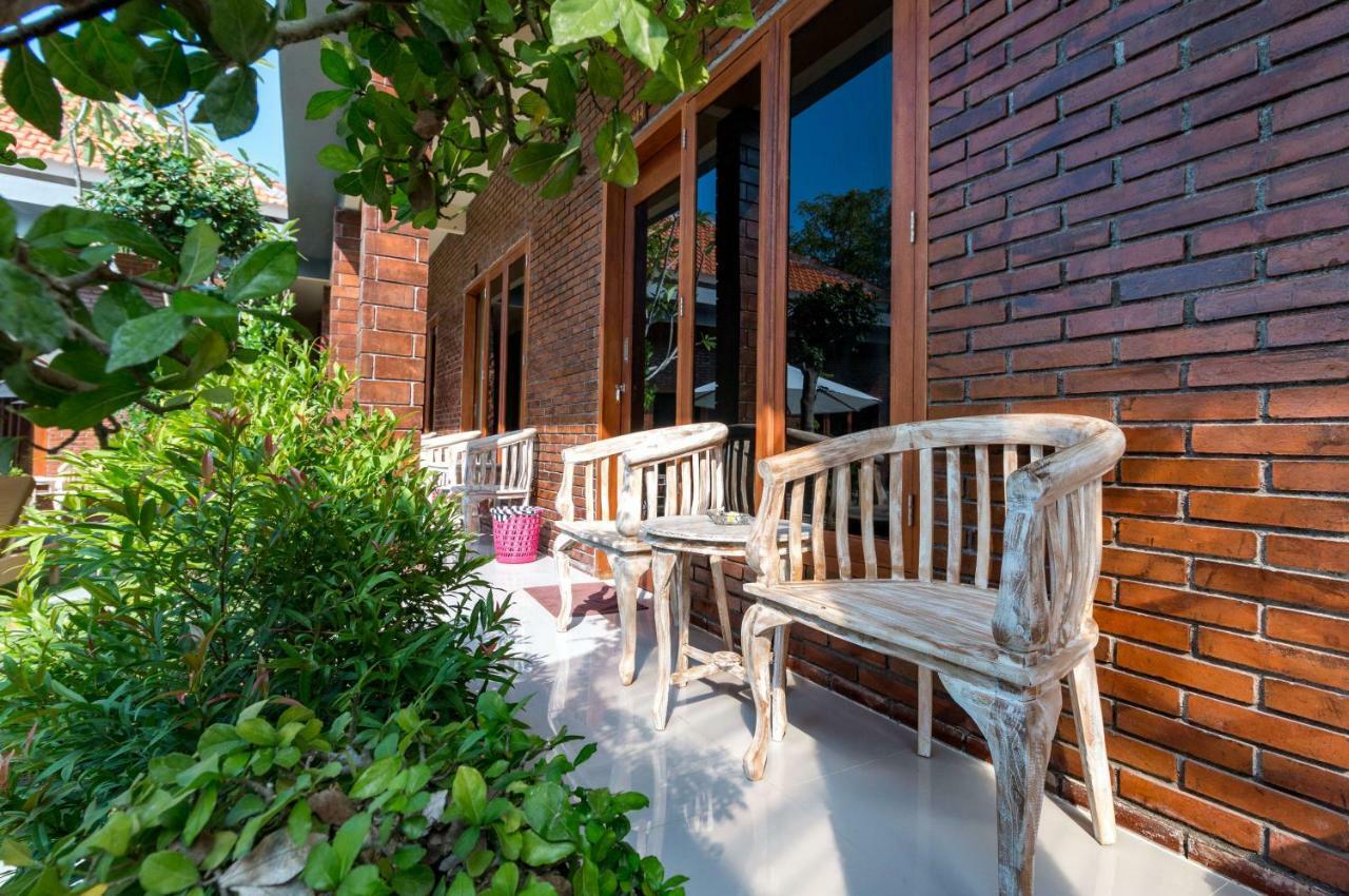 Dicky Guest House 2 Batu Bolong Canggu Exteriör bild